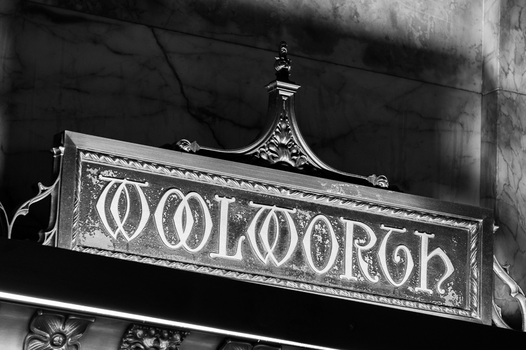 01 Woolworth etc 2061